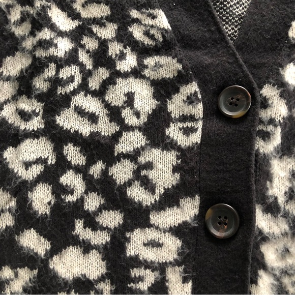 Universal Thread Cardigan - Picture 3 of 4